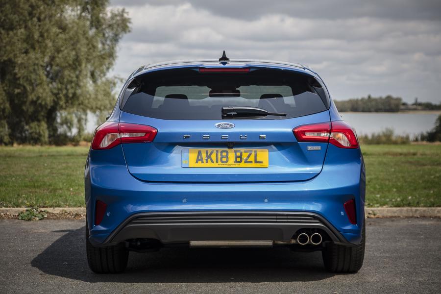  Ford Focus ST-Line 2018 года  (UK) (фото 27 из 42)